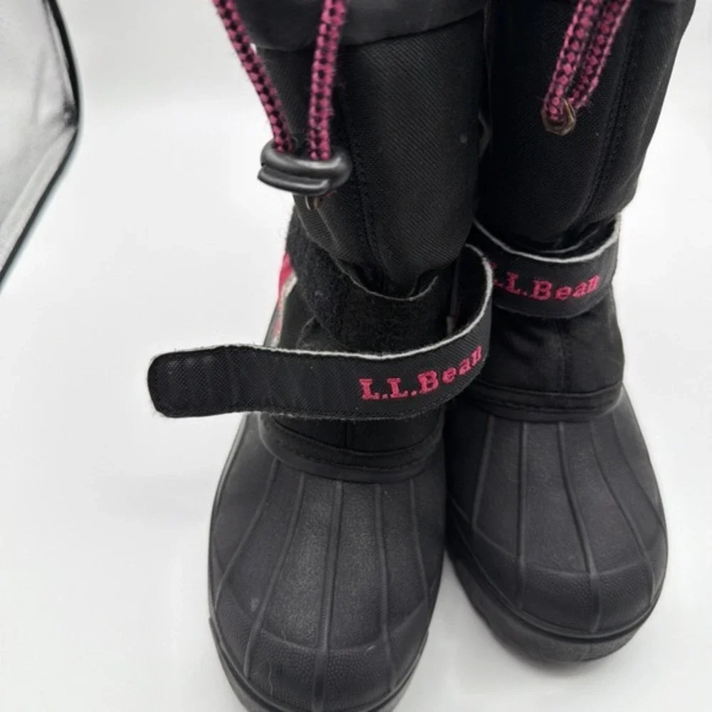 L.L. Bean Kids Snow Boots Size 1 Black Pink Fleece Lined Winter Duck Boots. 1571
